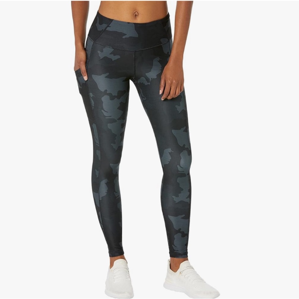 Oran’s camo leggings